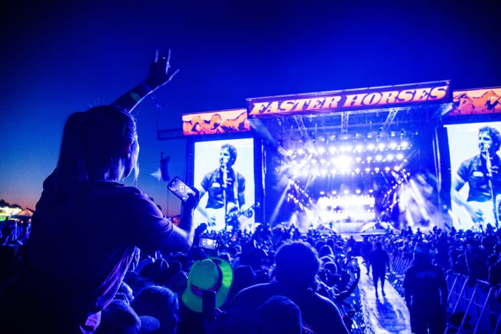 people-partying-at-stage-at-faster-horses-festival