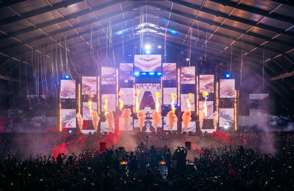 stage-at-nameless-festival