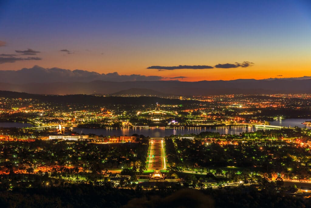 canberra-at-night