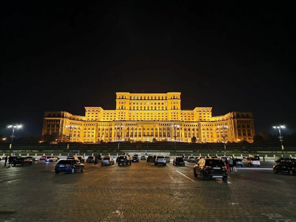 palace-of-parliament-at-night-in-bucharest