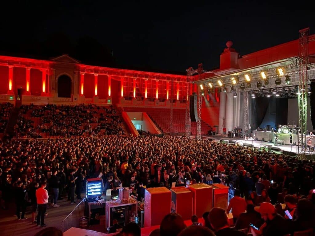 live-music-show-at-arenele-romane-bucharest