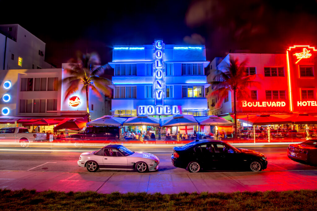 nightlife-in-south-beach-miami