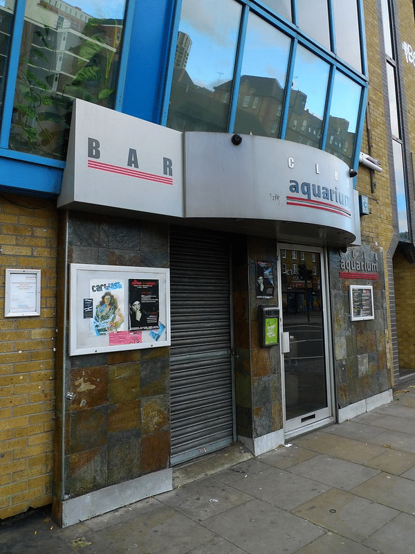 club-aquarium-london-entrance