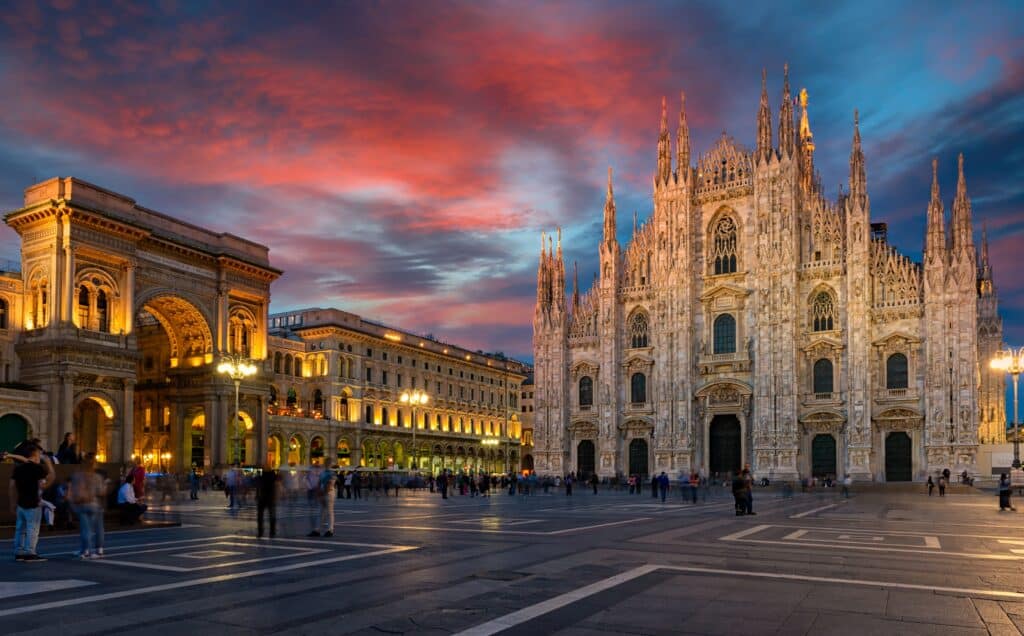 duomo-di-milano-at-sunset