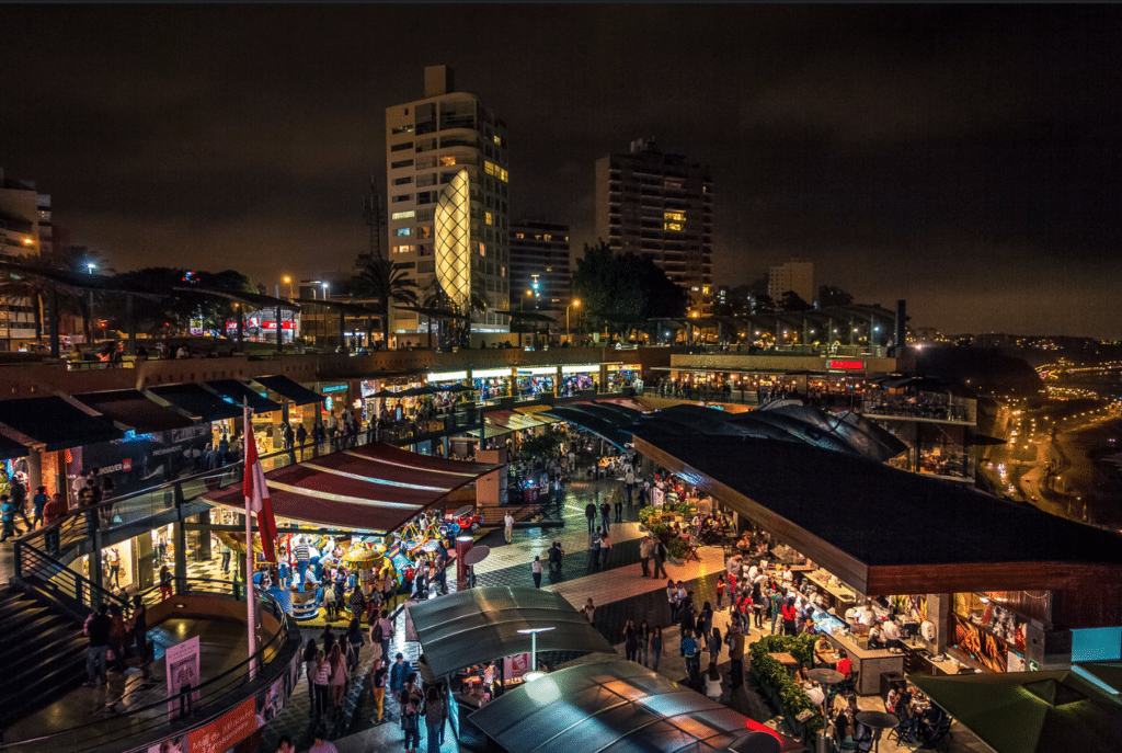 nightlife-in-miraflores-lima