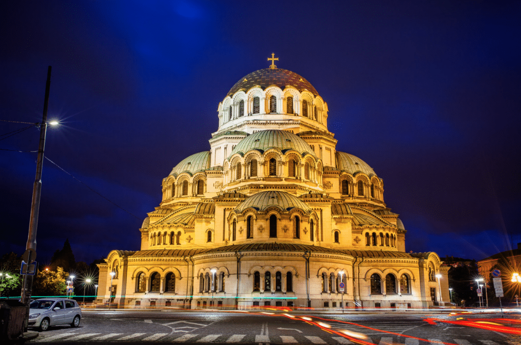 Alexander-Nevsky-Cathedral-at-night-sofia