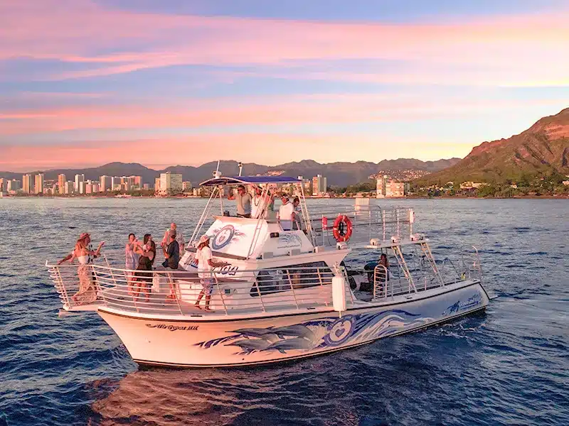 party-cruise-with-ocean-and-you-in-honolulu